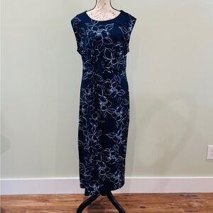 The Limited Blue Sheath Maxi Dress with Crew Neck